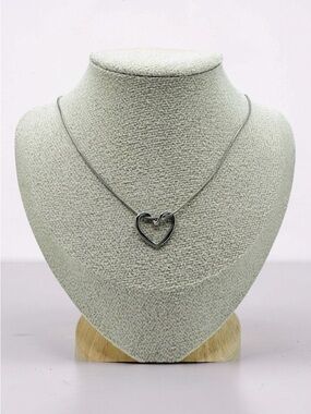 The Classic Heart Pendant in Silver
